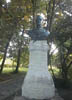 A Kazinczy-szobor.
